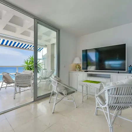 Appartamento Miramar Penthouse Beachfront 30m2 Terrace *